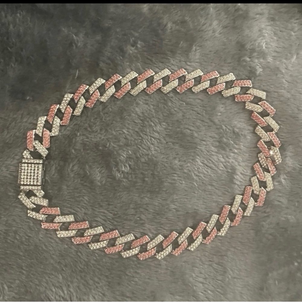 Chic Pink and Silver Women's Necklace